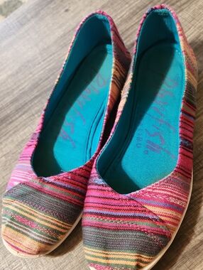 Blowfish Multicolor Striped Canvas Flats with Teal Insole